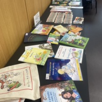 Bild LaNa-Materialien zur Auslage 