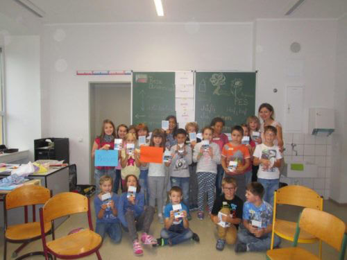 Kindergruppe bei Sprachanimation